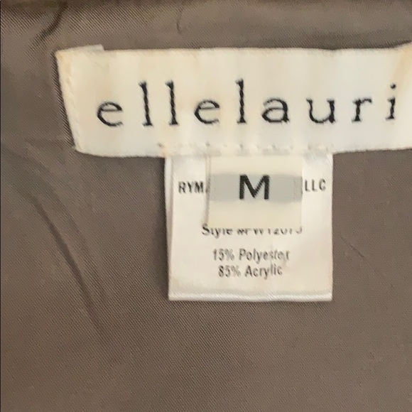 Faux fur vest - Picture 2 of 3